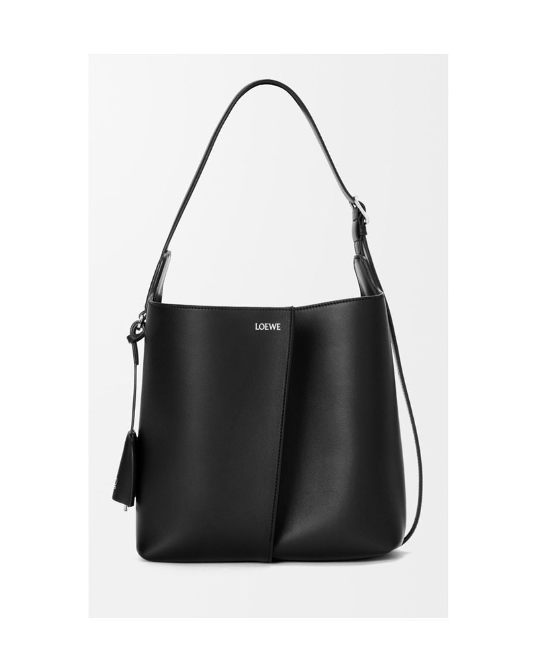 LOEWE Medium Bilbao bucket in smooth calfskin